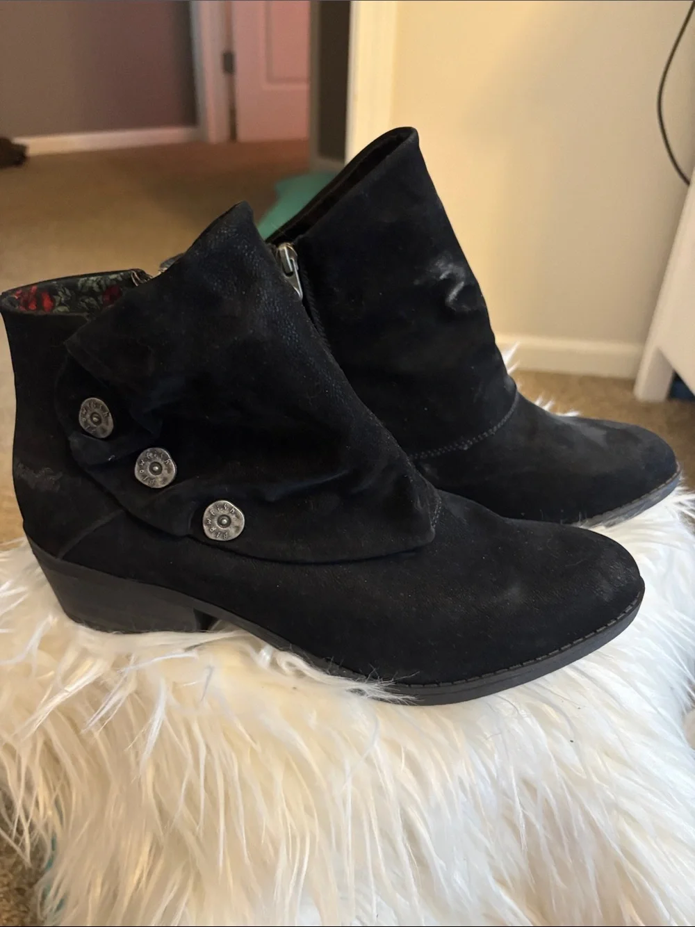 Blowfish stylish black